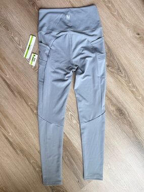 Nicole Miller Sport Kids Light Gray High-Waisted Leggings with Pockets